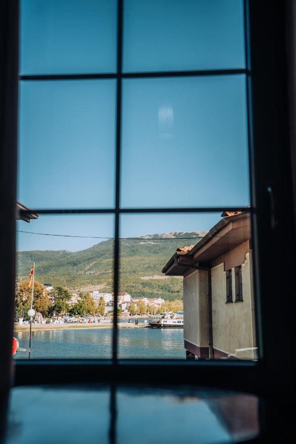 Villa Sara Lake View Охрид Экстерьер фото